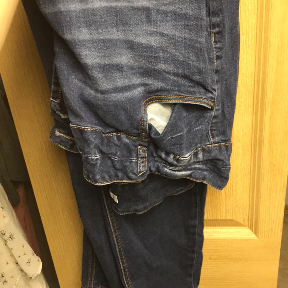 Jeans - Picture 2 of 3